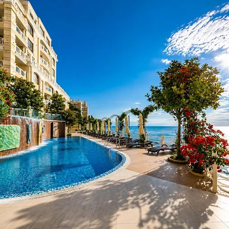 1bd Ap In La Complex Private And Pool Apartment