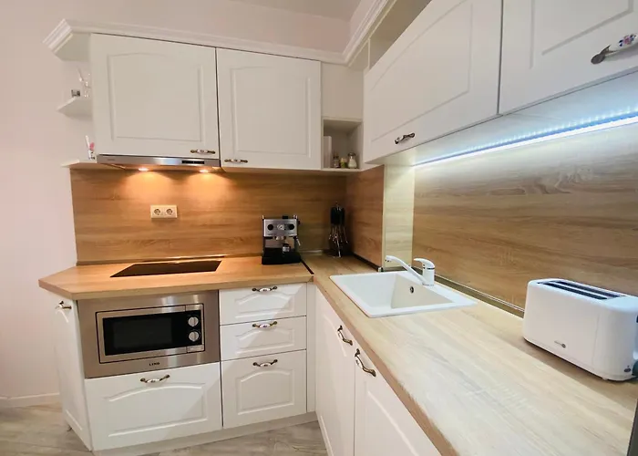 1bd Ap In La Complex Private And Pool 아파트 골든샌드