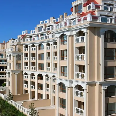 1bd Ap In La Complex Private And Pool * Золоті Піски