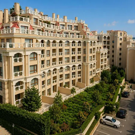 1bd Ap In La Complex Private And Pool Apartment