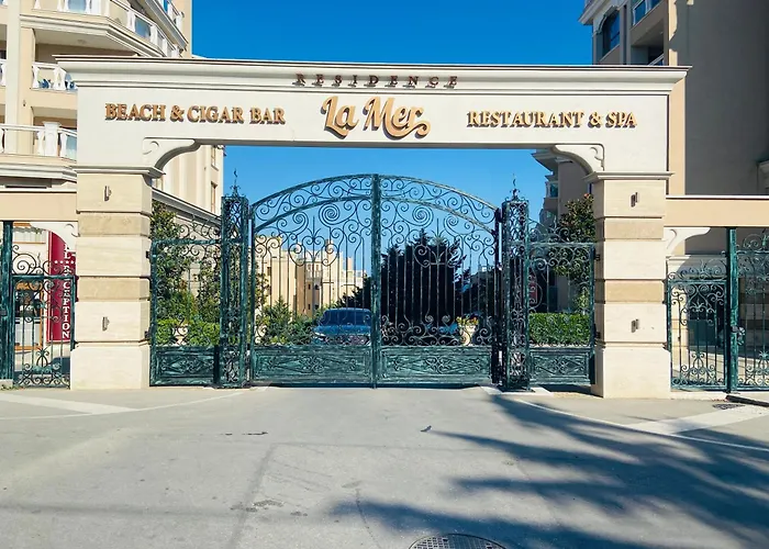 1bd Ap In La Complex Private And Pool * Sables d'or