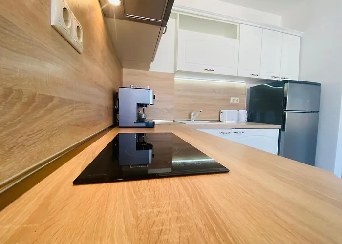 Appartement 1bd Ap In La Complex Private And Pool *